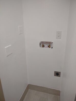 Before And After Drywall Repair Services in Daytona Beach, FL (2)